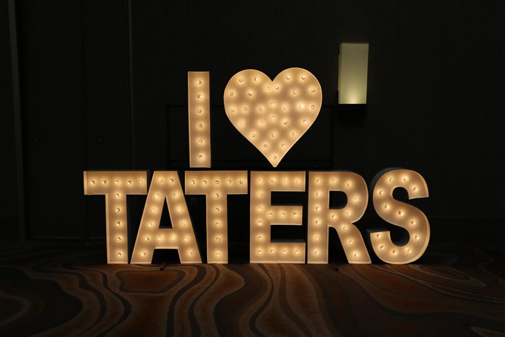 i love taters sign